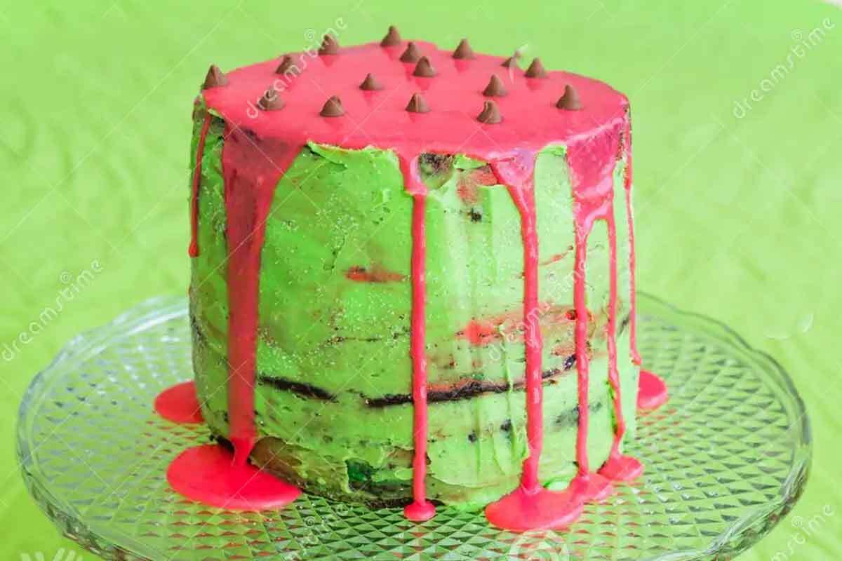 کیک شب یلدا خانگی را باید به چه روشی درست کرد تا همه از خوردنش کیف کنند؟!