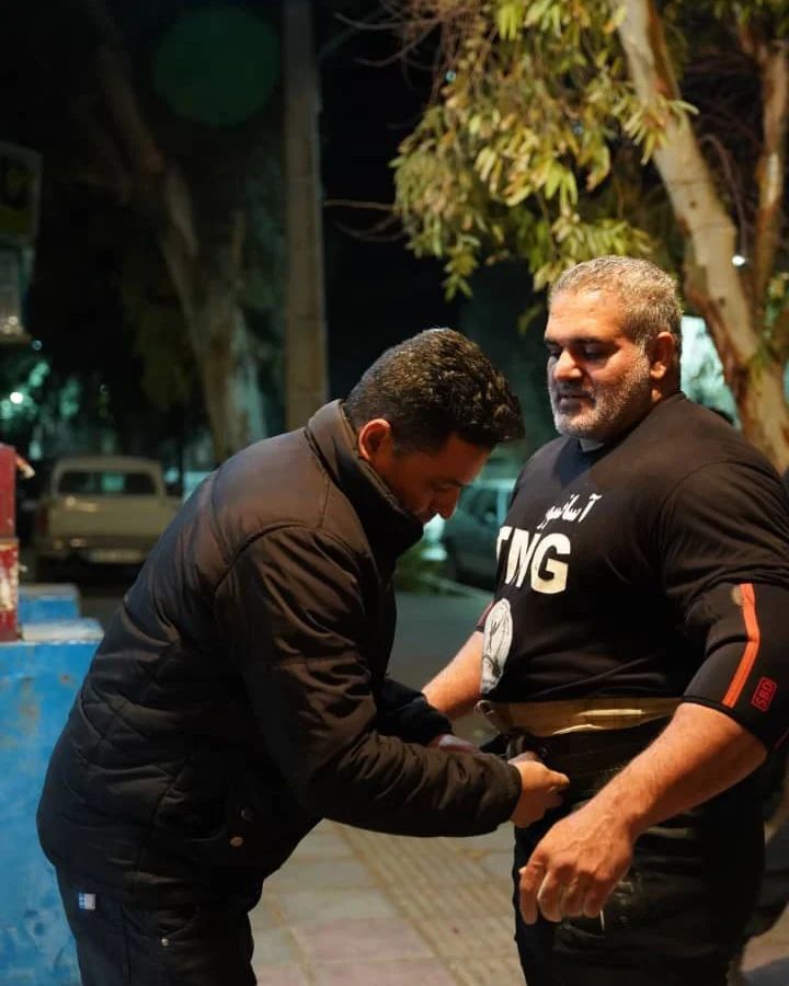 بیوگرافی محمدرضا تازه رو در مردان آهنین