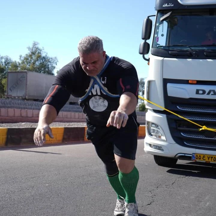 بیوگرافی محمدرضا تازه رو در مردان آهنین