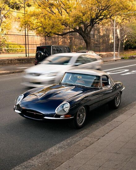 (تصاویر) جگوار ئی-تایپ از خاص ترین خودروهای کلاسیک جهان