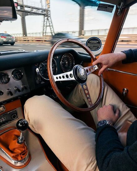 (تصاویر) جگوار ئی-تایپ از خاص ترین خودروهای کلاسیک جهان