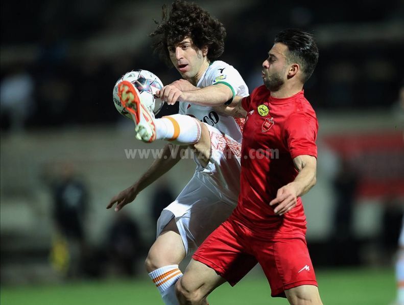 خرید جدید استقلال در اردوگاه پرسپولیس دیده شد