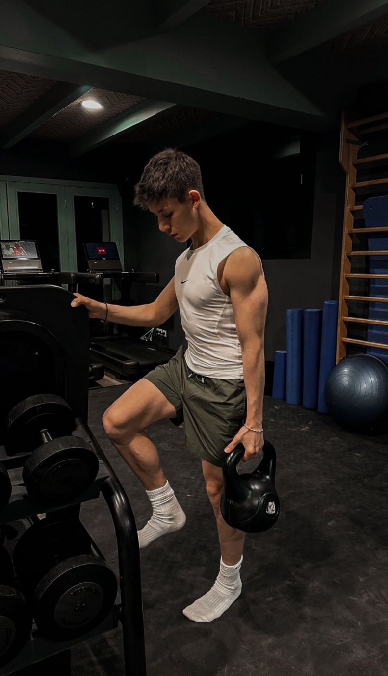 (عکس) خرید جنجالی رئال غیر قابل شناسایی شد