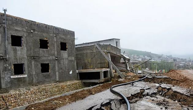 گاردین: تصاویر ماهواره اثبات می‌کند رانش زمین در حسین‌آباد کالپوش با ساخت سد در این منطقه مرتبط بوده است