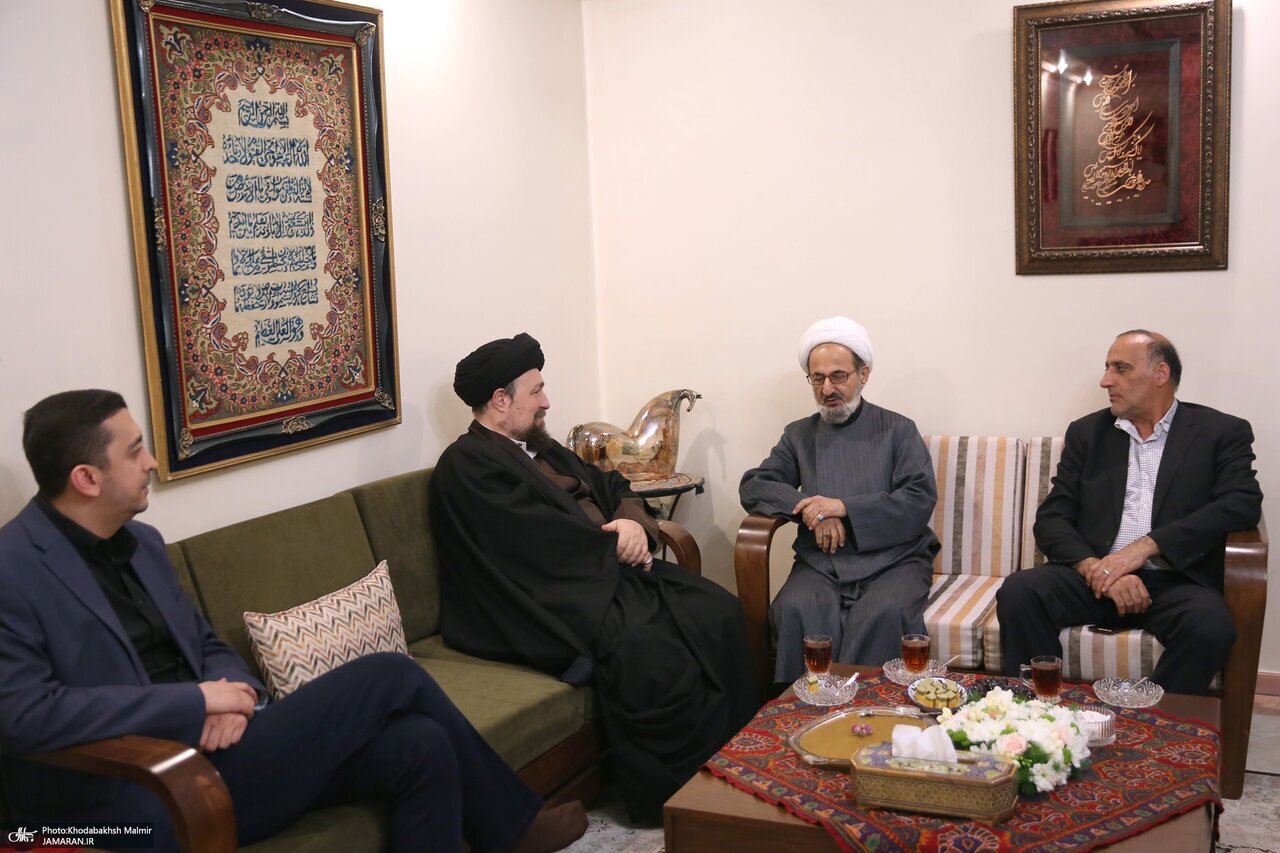 گپ و گفت سید حسن خمینی با همسر و فرزندان زهرا شجاعی + عکس