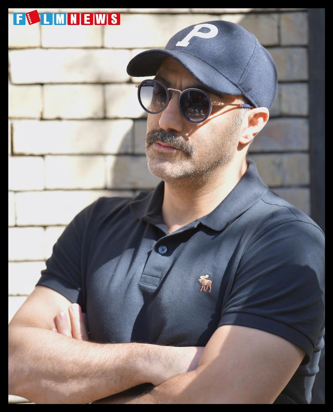 گزارش تصویری از مراسم تشییع پیکر زنده یاد رضا داوودنژاد گزارش تصویری از مراسم تشییع پیکر زنده یاد رضا داوودنژاد