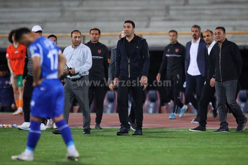 جمله جنجالی نکونام به نویدکیا: تیمت فقط دفاع کرد!