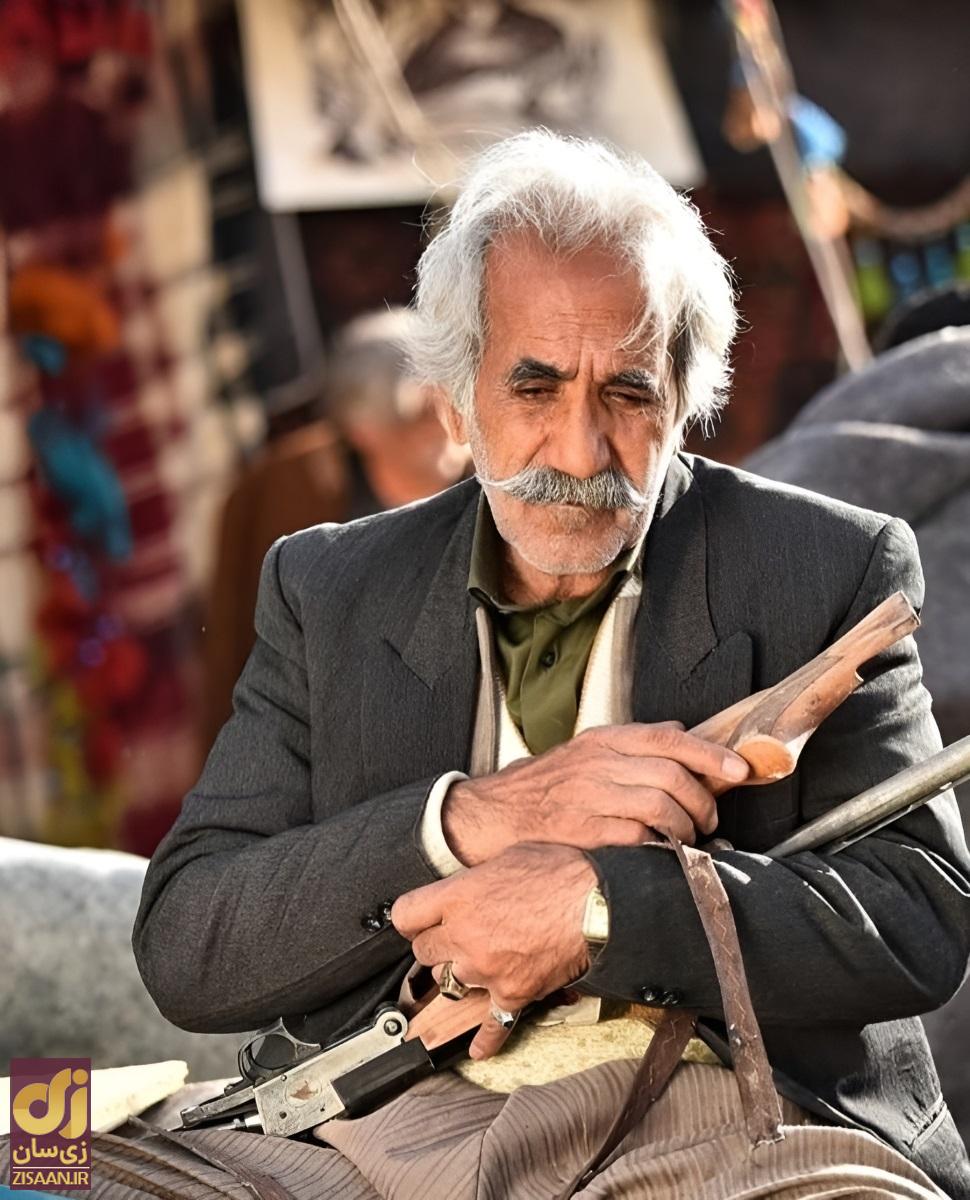 عمو کاووس سریال نون خ