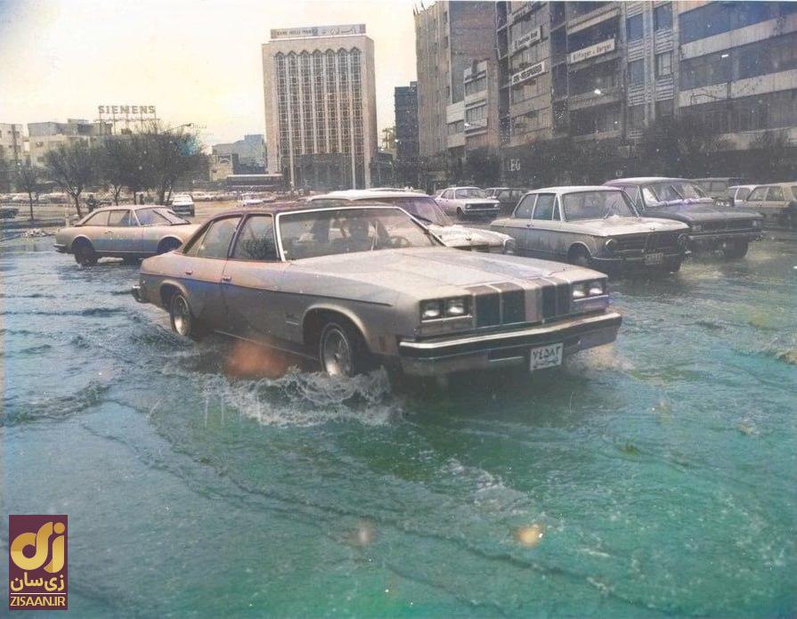 تصویری عجیب از میدان هفت تیر