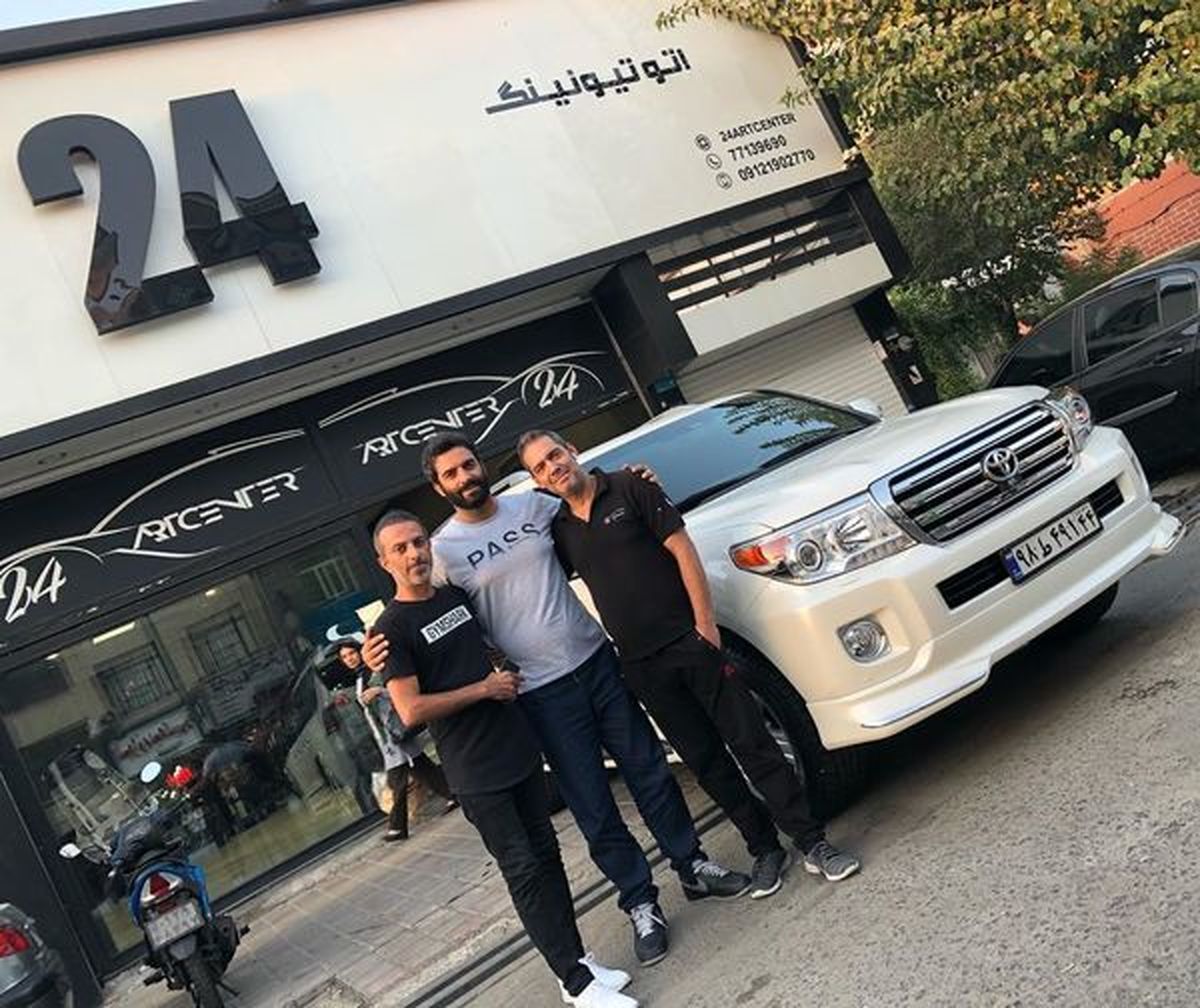 یکتا ناصر و منوچهر هادی چه ماشینی سوار می‌شوند؟