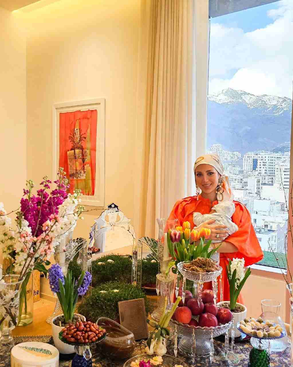 (عکس) اولین تصاویر از فرزند بهرام رادان پای سفره هفت‌سین