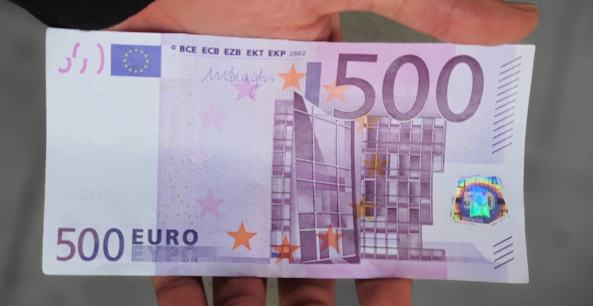 این کاغذ کوچک با ۳۵میلیون تومان برابر شد!