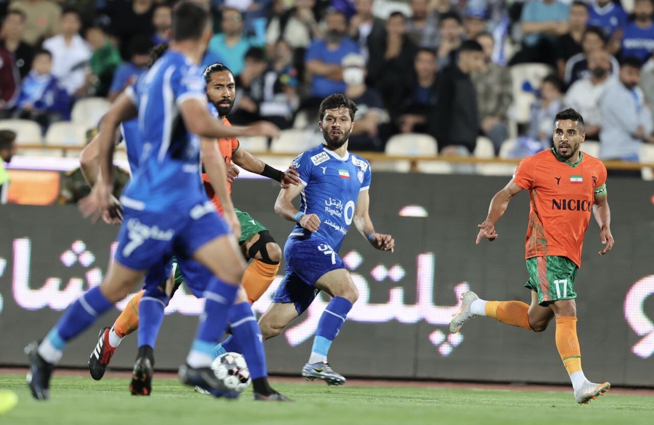 چرا استقلال برابر مس رفسنجان متوقف شد؟