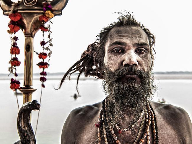 انسان‌هایی که خوراکشان گوشت انسان است!