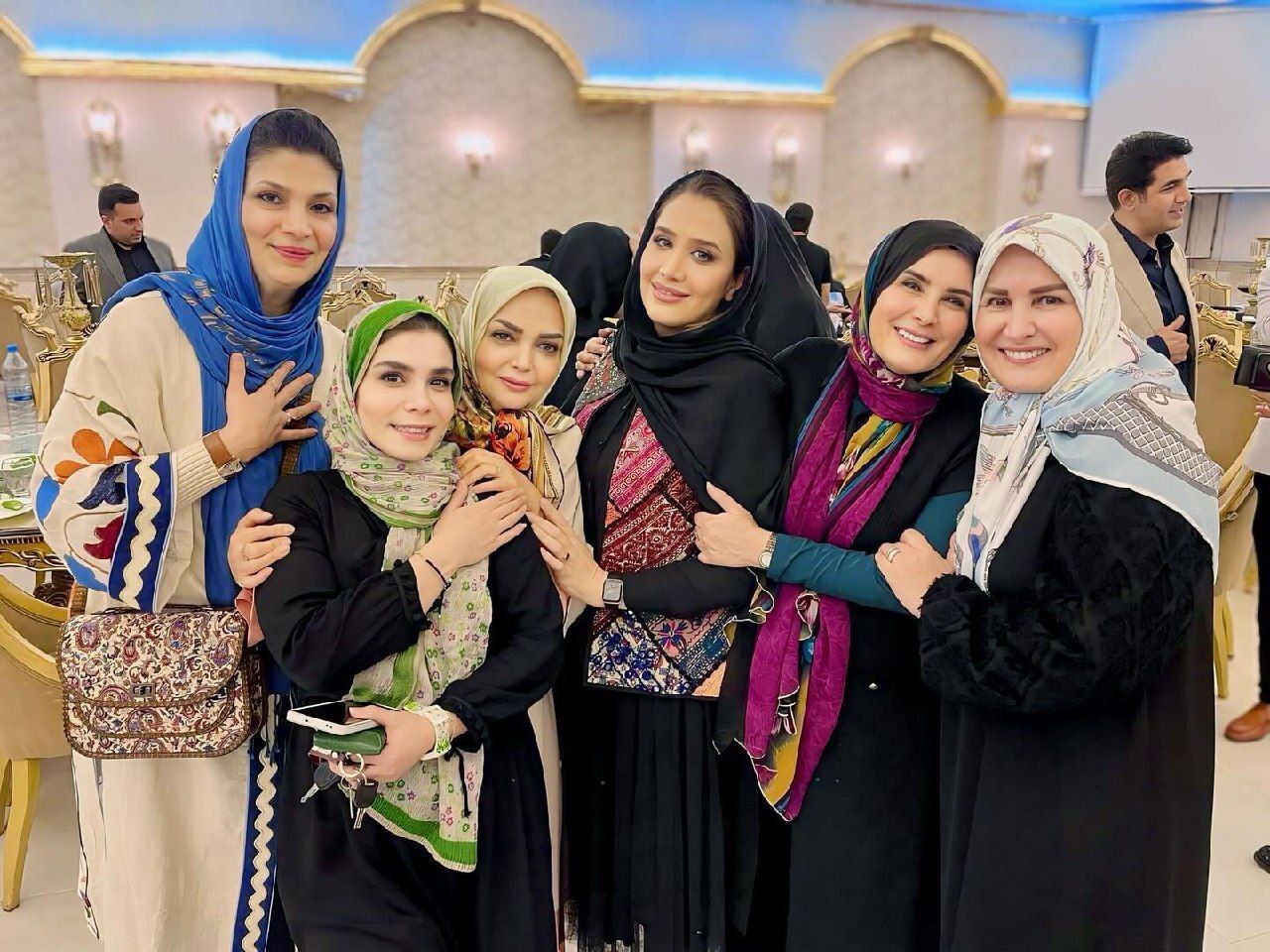 دورهمی مجریان قدیمی زن تلویزیون + عکس