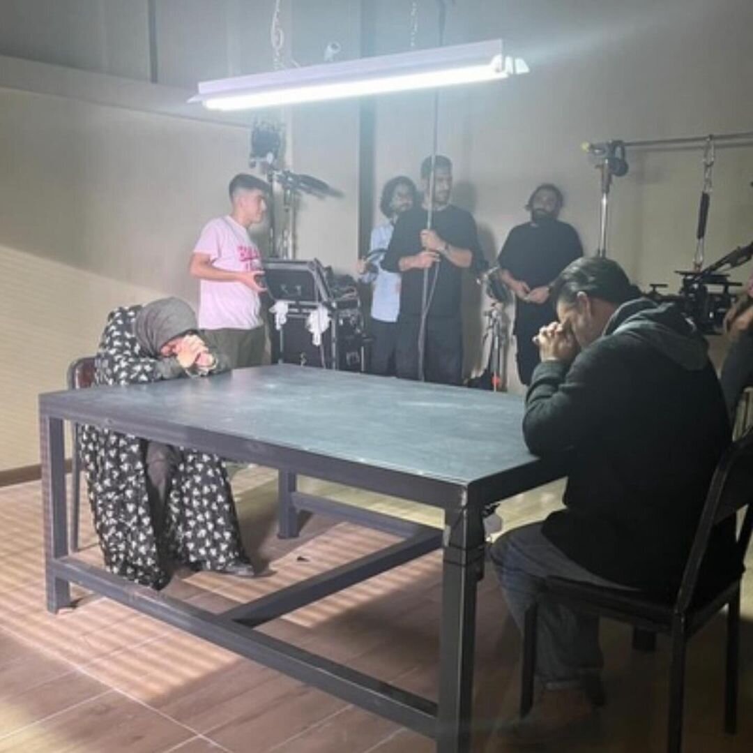 (ویدئو) تغییر چهره واکنش برانگیز مریلا زارعی در یک سریال/ پیمان معادی و مریلا زارعی در پشت صحنه