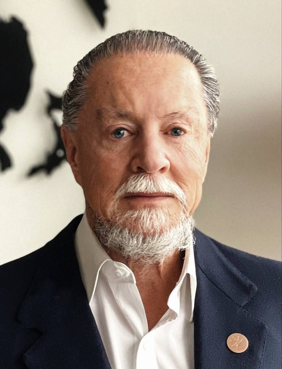 ایال اوفر میلیاردر اسرائیلی و مالک کشتی اسرائیلی توقیف شده کیست؟