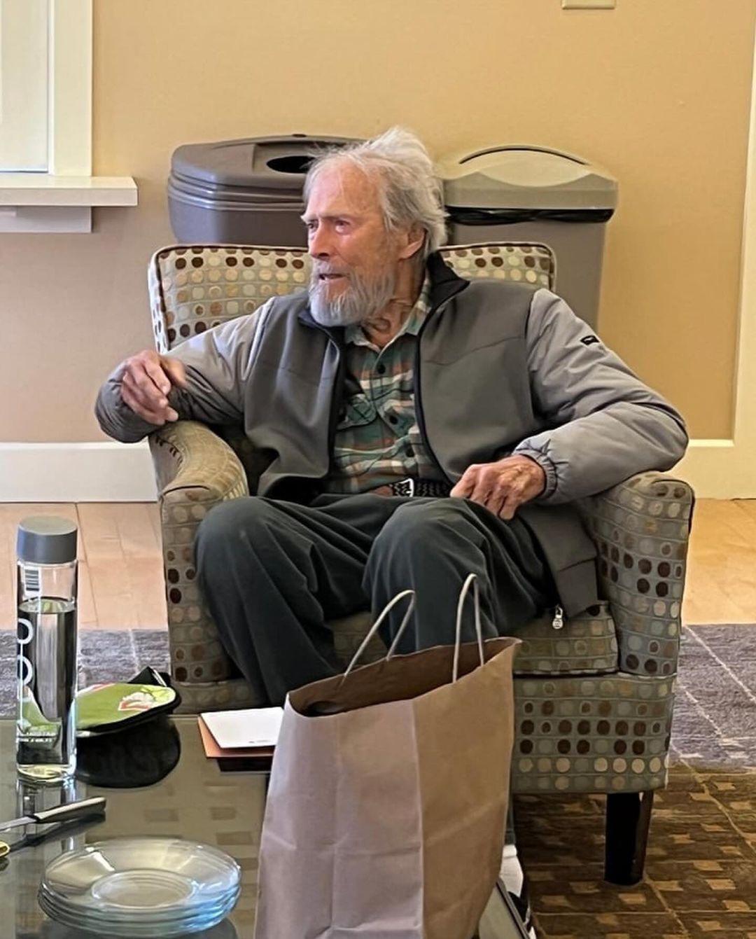 (عکس) تصاویر نگران کننده از کارگردان مشهور