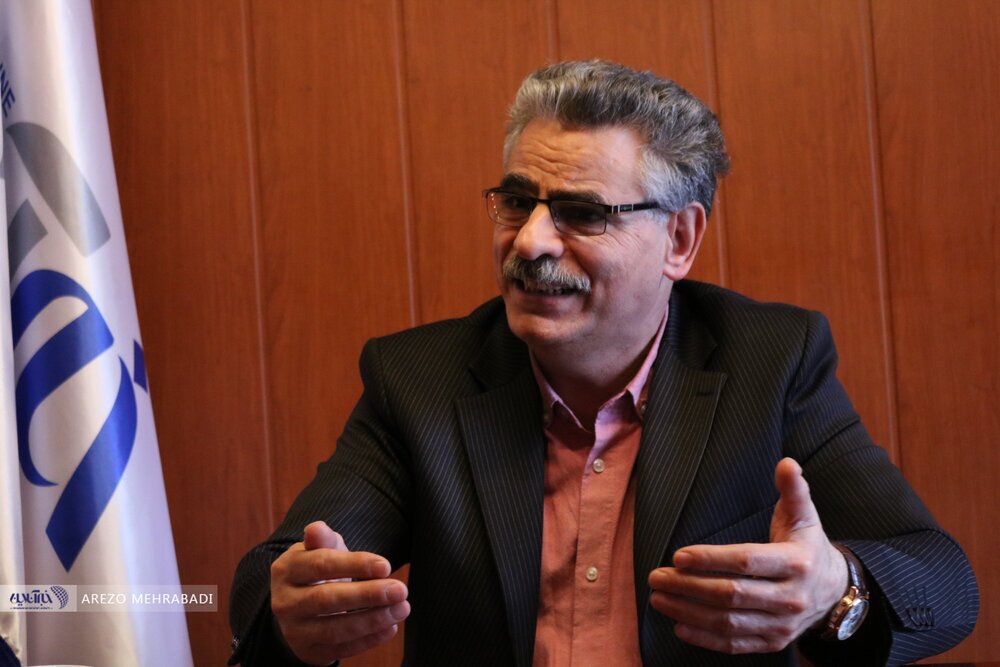 راز شگفت انگیز محبوبیت مهوش هنرمند در محله مولوی / لات‌ها شجاع، اما ساده / روایتی تلخ، اما طنزآمیز از زندگی و رنج‌های مردم جنوب شهر تهران