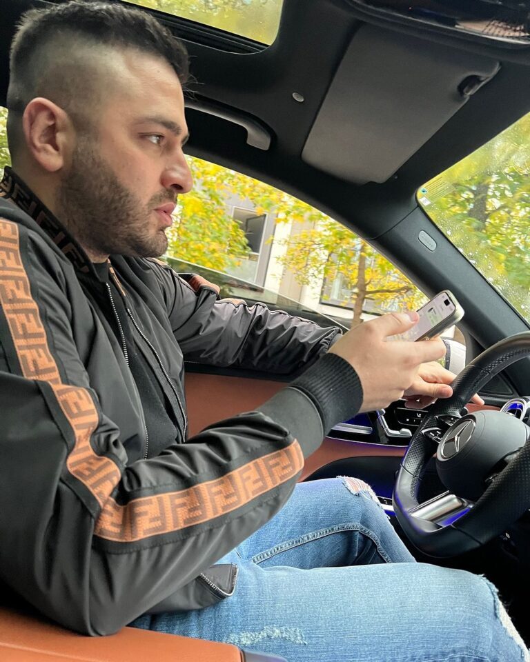 بیوگرافی داوود غفاری؛ داوود هزینه کیست؟ بیوگرافی داوود غفاری؛ داوود هزینه کیست؟