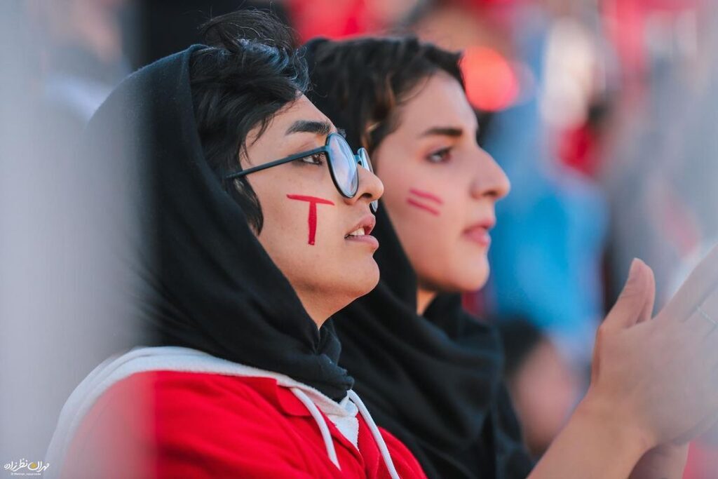 ماجرای سرقت وسایل زنان هوادار تراکتورسازی در اولین تجربه حضور در ورزشگاه