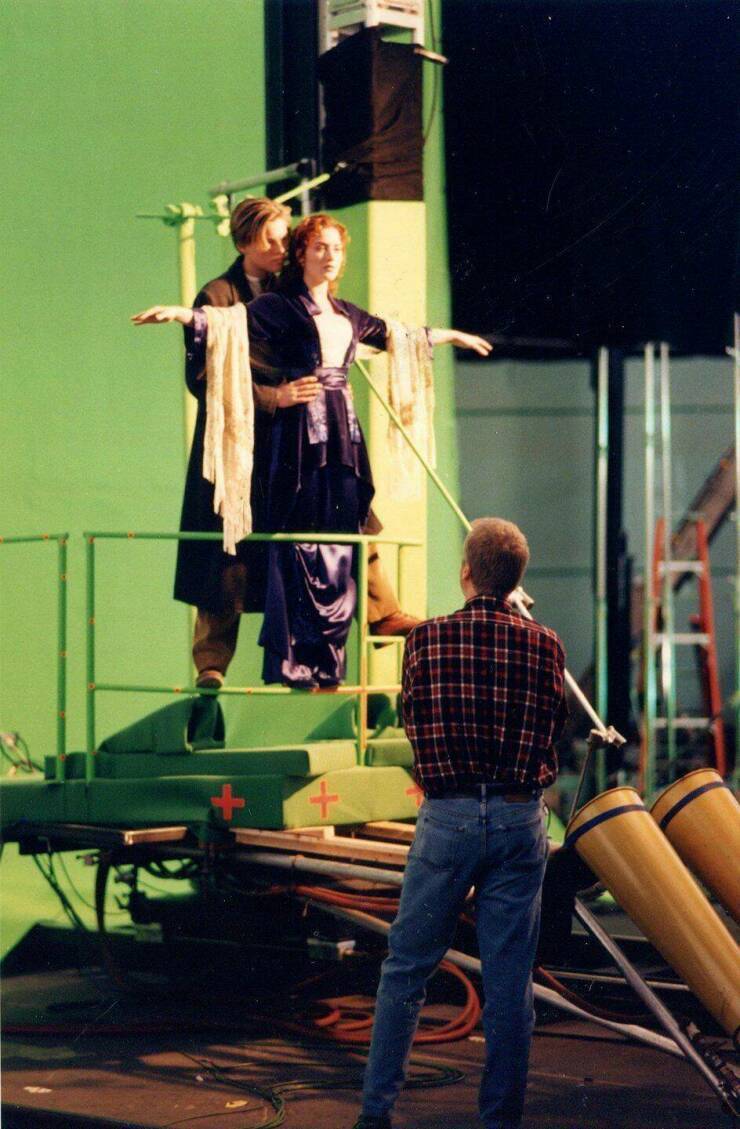 (عکس) پشت‌صحنه معروف‌ترین سکانس فیلم تایتانیک