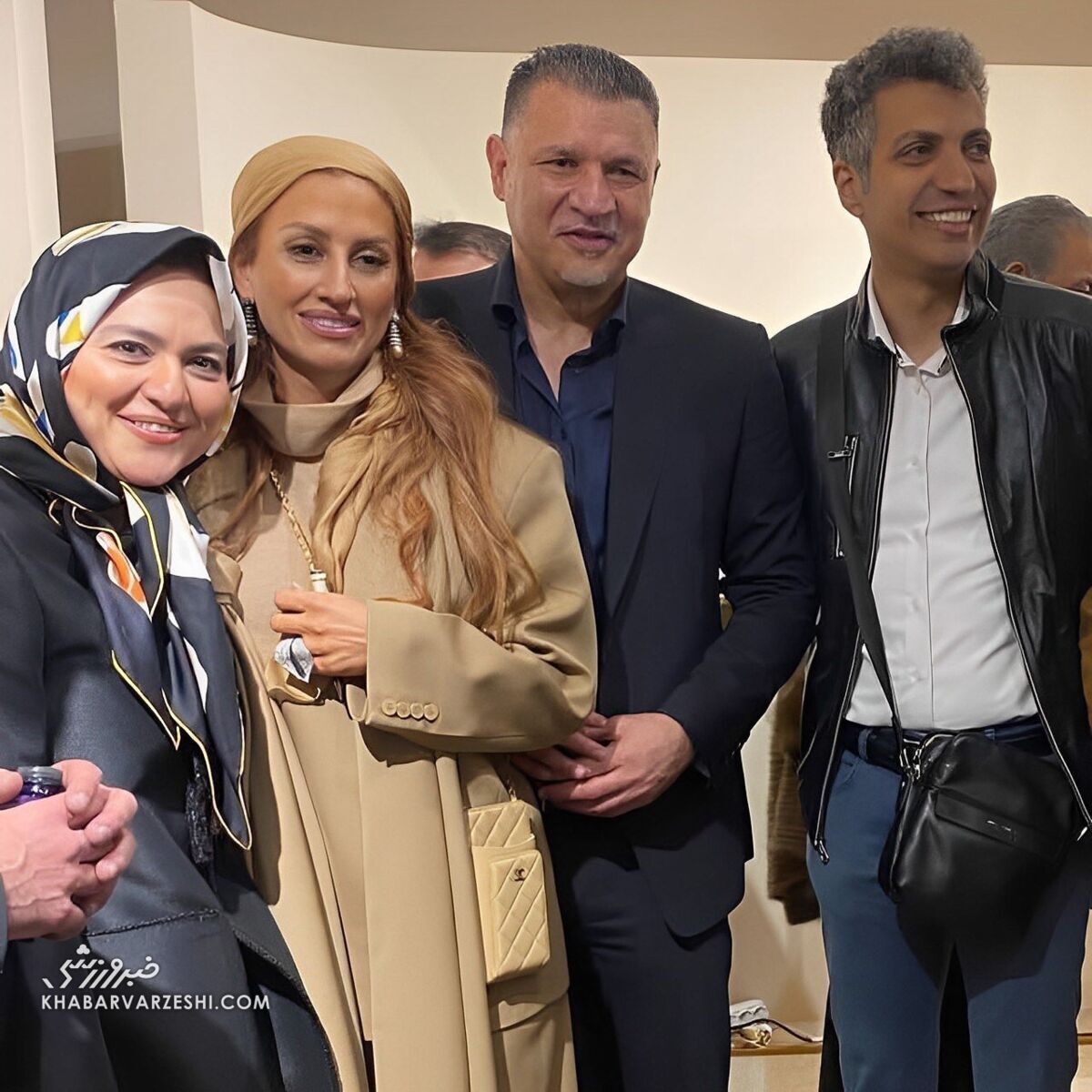 (تصویر) استایل خاص علی دایی و همسرش در کنار عادل فردوسیپور (تصویر) استایل خاص علی دایی و همسرش در کنار عادل فردوسیپور