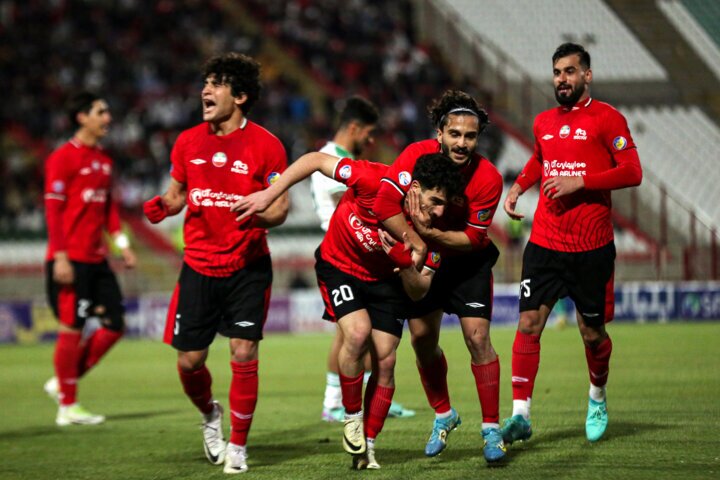 ساعت دقیق بازی و ترکیب احتمالی تراکتور برابر نساجی امروز جمعه ۳۱ فروردین ۱۴۰۳