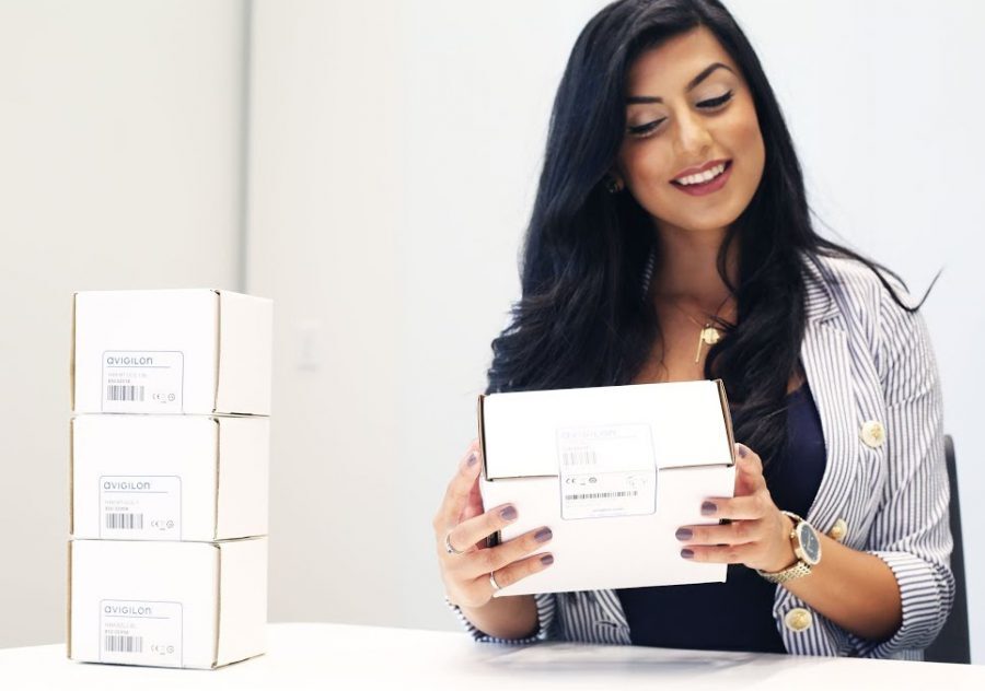 شای شریعت‌زاده همسر ایرانی جان سینا