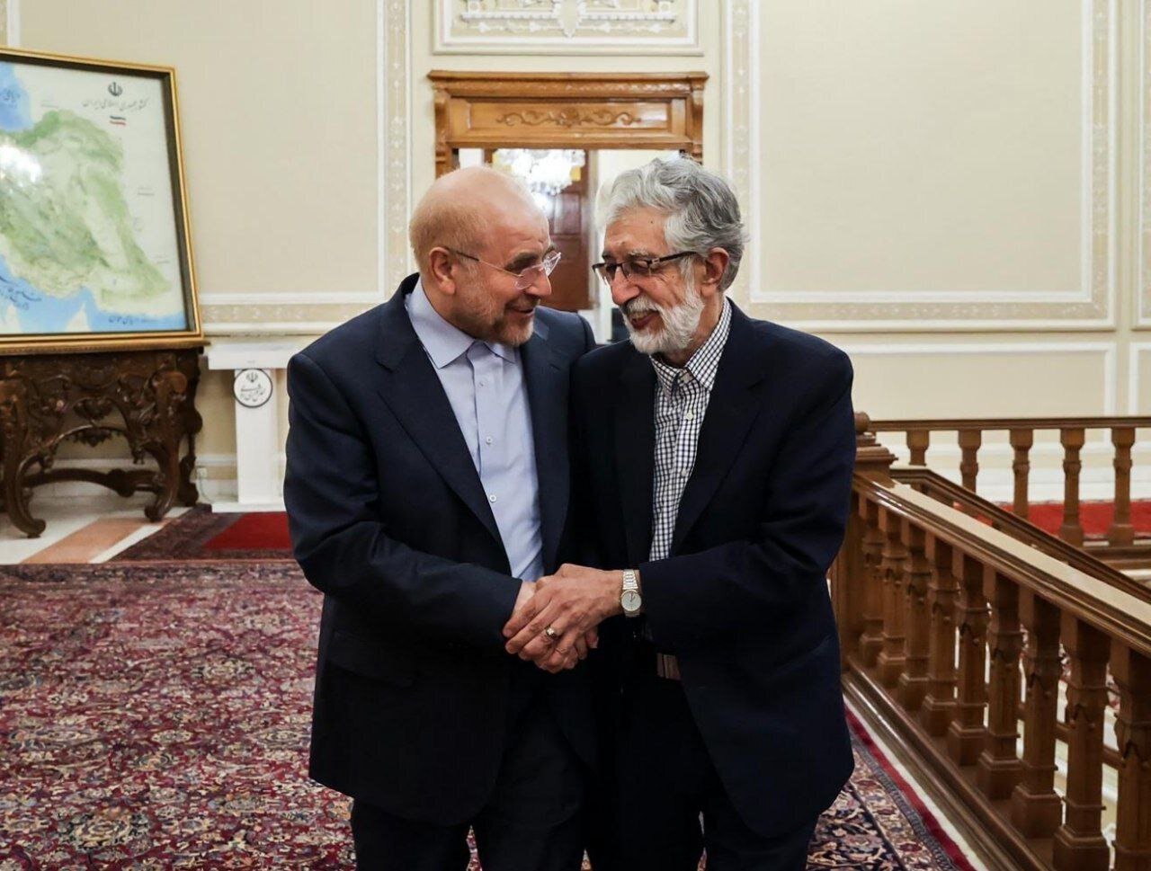 بازی شکست‌خورده حداد عادل در نقش ریش سفید!