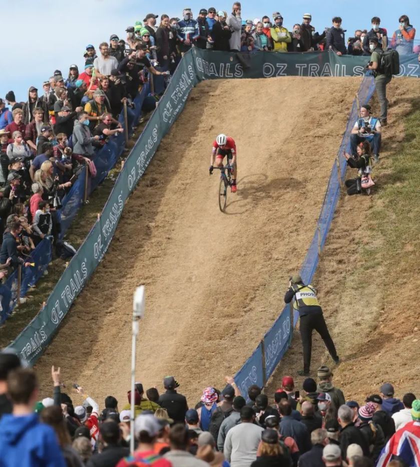 فیلیپه نیستروم: از گدایی در خیابان و اعتیاد به مواد مخدر تا تلاش برای قهرمانی جهان فیلیپه نیستروم: از گدایی در خیابان و اعتیاد به مواد مخدر تا تلاش برای قهرمانی جهان
