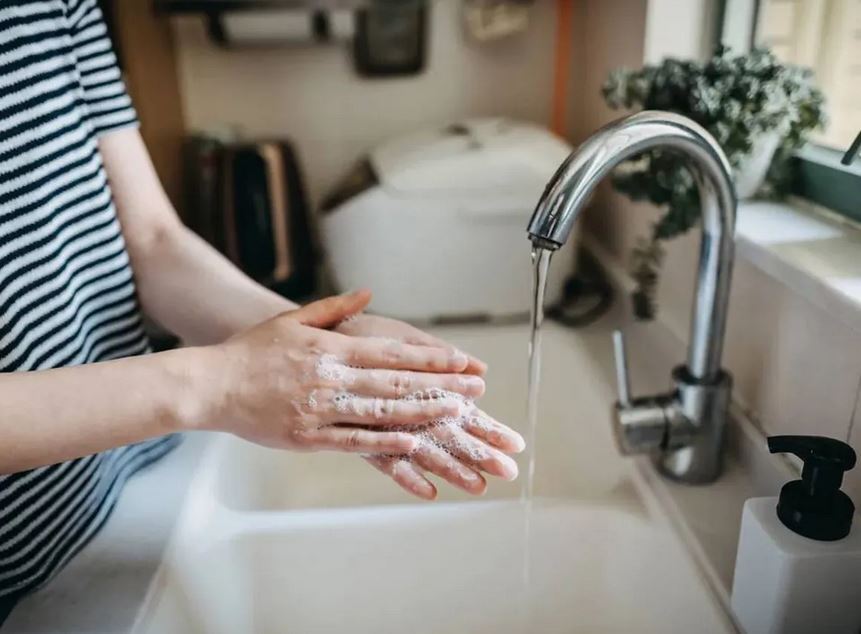 راز کثیف نادیده؛ دستان ما چگونه بیماری‌ها را انتقال می‌دهند؟