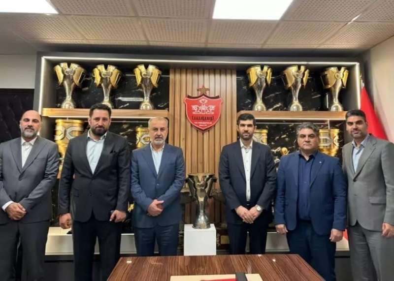 ترشح آدرنالین برای هواداران پرسپولیس؛ بمب دوم درویش در آستانه انفجار ترشح آدرنالین برای هواداران پرسپولیس؛ بمب دوم درویش در آستانه انفجار