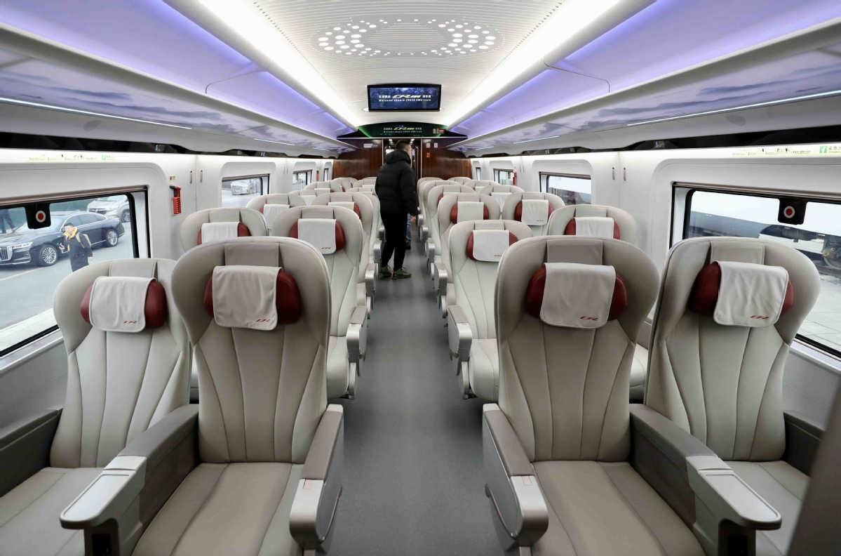 سریع‌ترین قطار جهان در چین رونمایی شد؛ از مازندران تا بندرعباس فقط ۳ ساعت