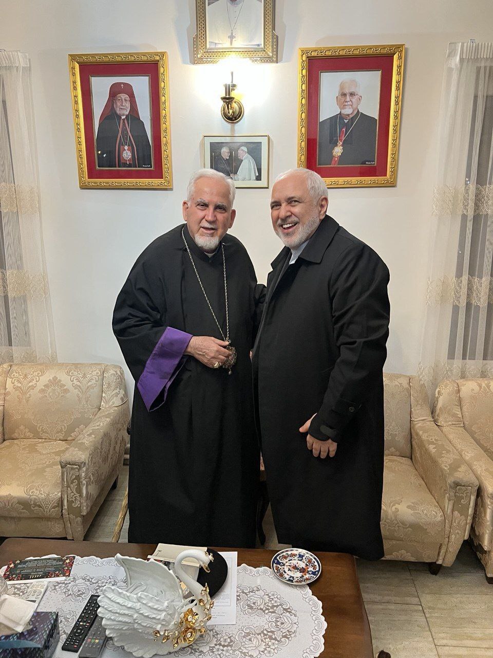 حضور ظریف در کلیسای تهران پربازدید شد حضور ظریف در کلیسای تهران پربازدید شد