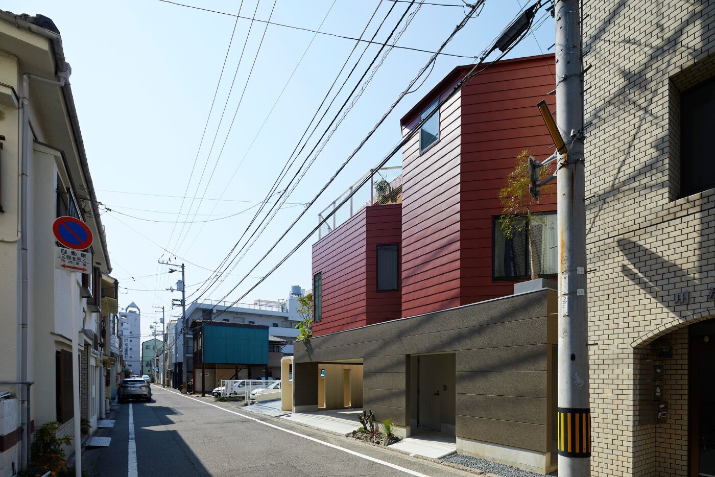 (تصاویر) معجزه معماران ژاپنی؛ خانه ۶۲ متری ژاپنی زیبا، جا دار و پر نور (تصاویر) معجزه معماران ژاپنی؛ خانه ۶۲ متری ژاپنی زیبا، جا دار و پر نور