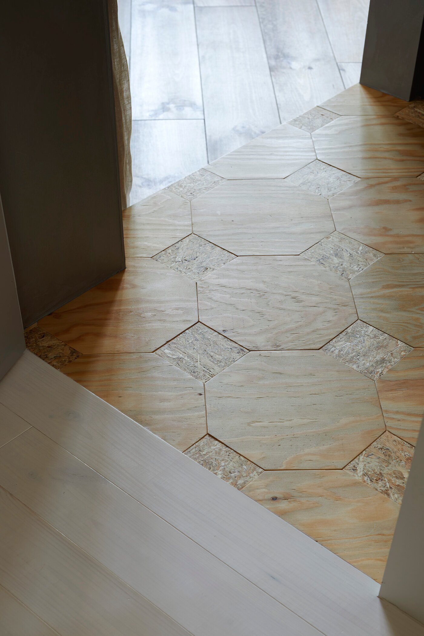 (تصاویر) معجزه معماران ژاپنی؛ خانه ۶۲ متری ژاپنی زیبا، جا دار و پر نور (تصاویر) معجزه معماران ژاپنی؛ خانه ۶۲ متری ژاپنی زیبا، جا دار و پر نور