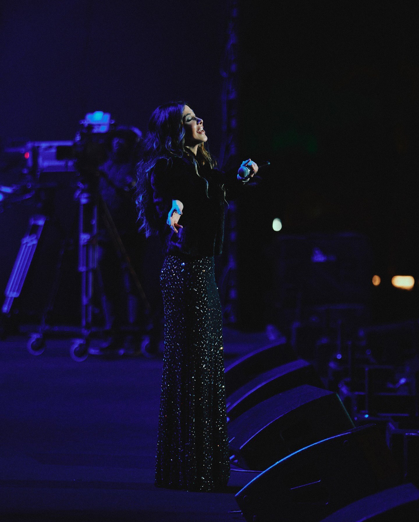 استایل خیره‌کننده نانسی عجرم در کنسرت عربستان