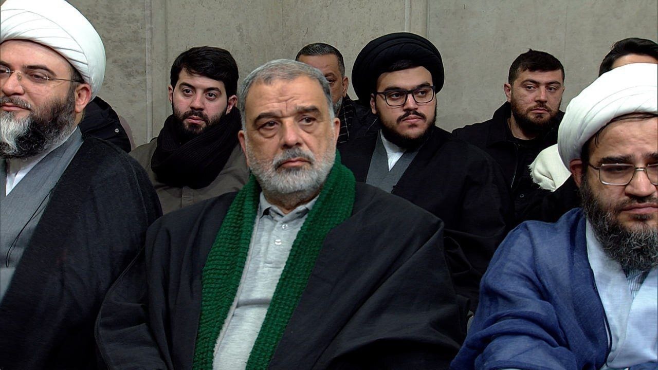 حضور حجتالاسلام سیدمحمدمهدی نصرالله فرزند شهید سیدحسن نصرالله در دیدار امروز رهبر انقلاب حضور حجتالاسلام سیدمحمدمهدی نصرالله فرزند شهید سیدحسن نصرالله در دیدار امروز رهبر انقلاب