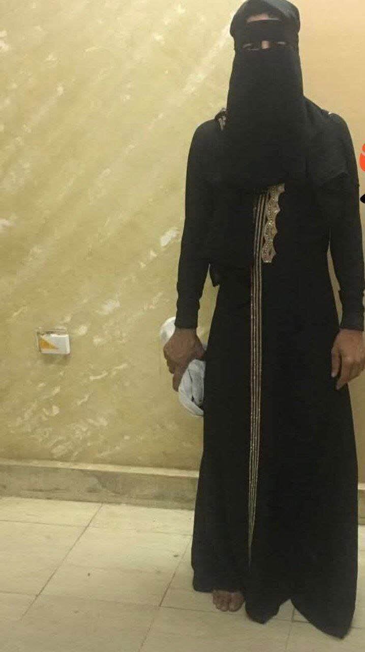 عکس | دستگیری یک داعشی با لباس زنانه در موصل عراق!