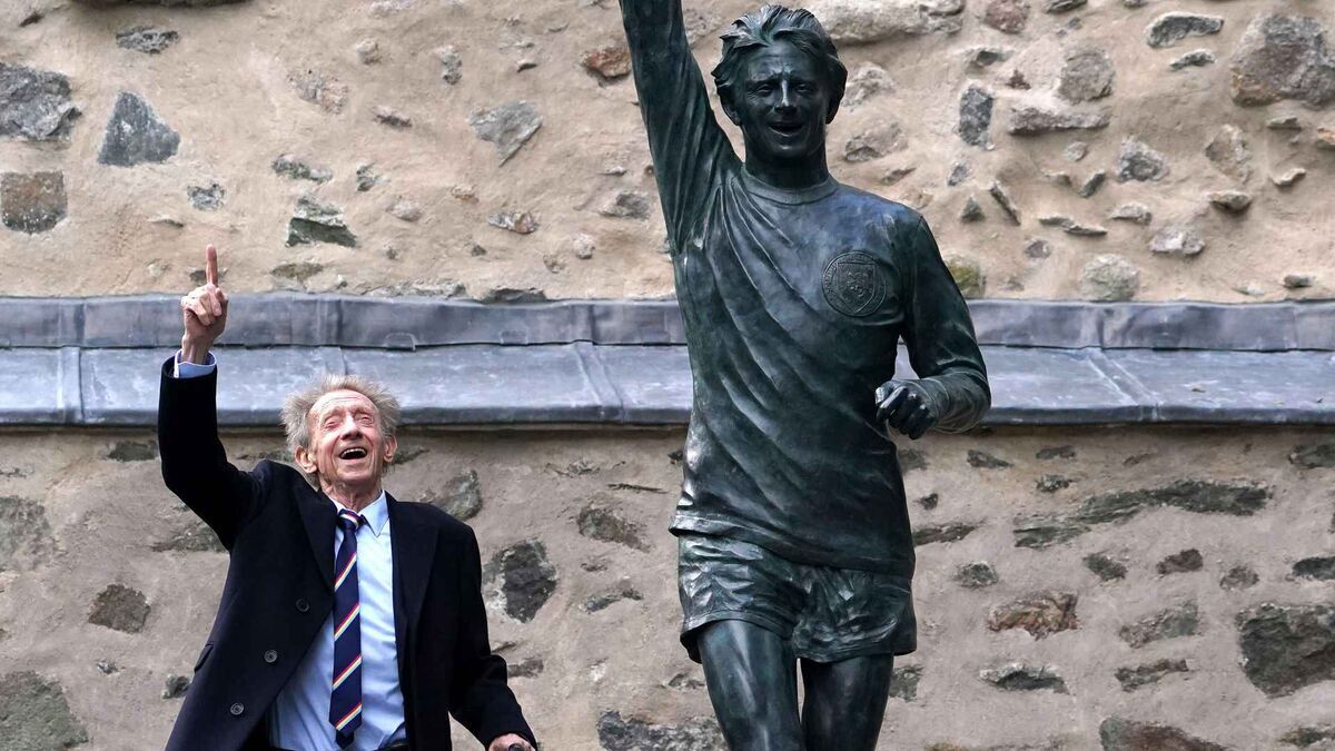 «دنیس لاو» پادشاه منچستریونایتد درگذشت «دنیس لاو» پادشاه منچستریونایتد درگذشت