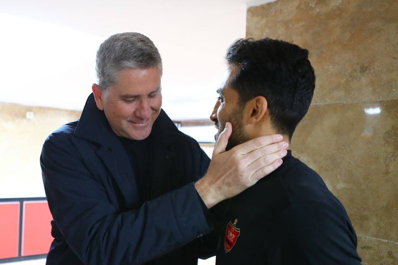 (تصاویر) خداحافظی گاریدو با پرسپولیسی‌ها در محل تمرین