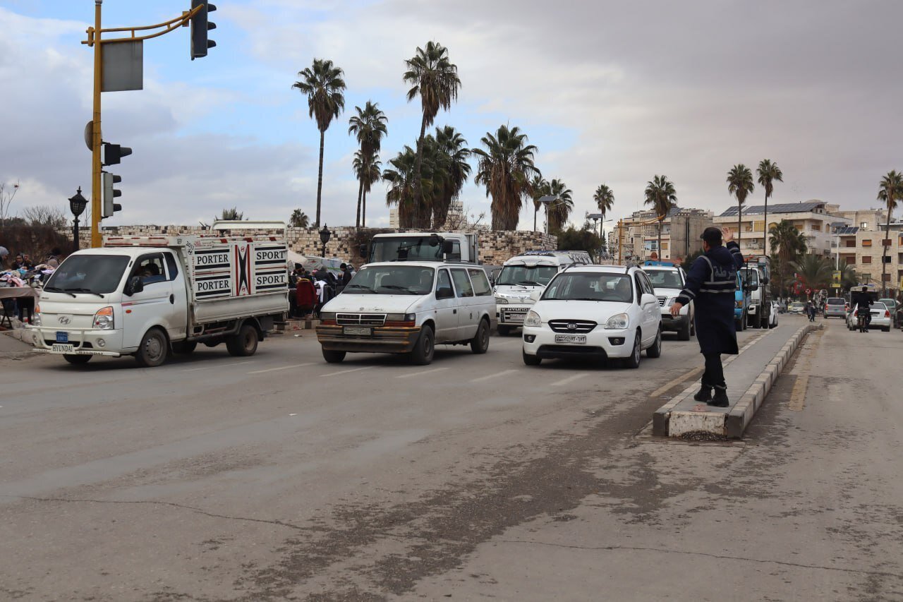 لباس پلیس راهنمایی و رانندگی حکومت تحریر الشام در سوریه + تصاویر