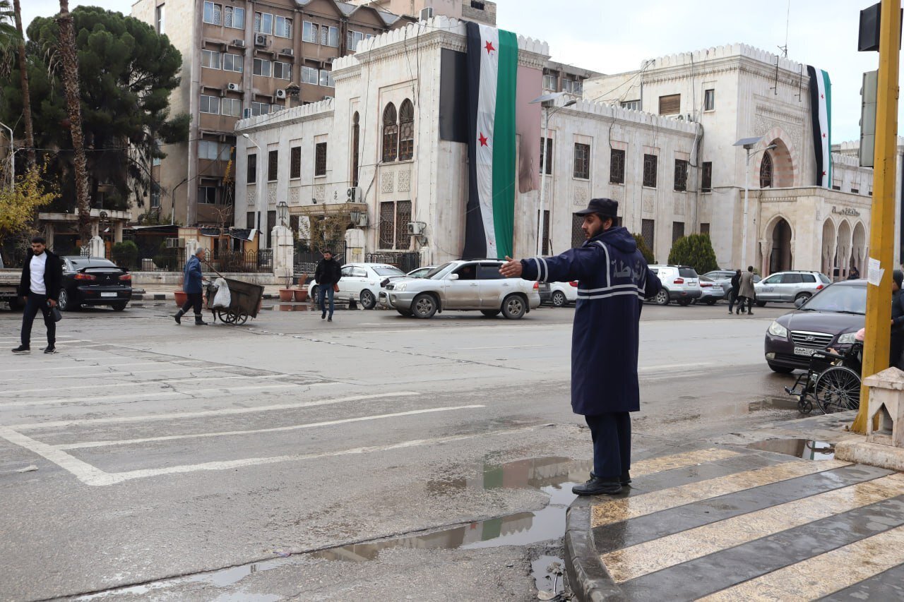 لباس پلیس راهنمایی و رانندگی حکومت تحریر الشام در سوریه + تصاویر