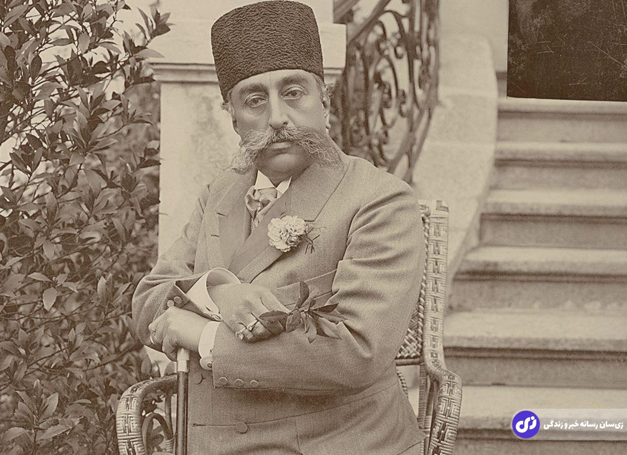 تلاش مظفرالدین‌شاه برای ارتباط گرفتن با دو دختر بسیاری زیبای فرانسوی در حین کشتی‌سواری