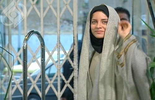 بیوگرافی شراره رخام بازیگری که با سریال «فقط بخاطر تو» به شهرت رسید