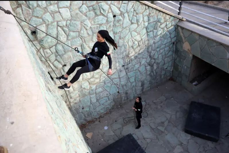 تصاویری از زنان بدلکار تهرانی که جهانی شد تصاویری از زنان بدلکار تهرانی که جهانی شد