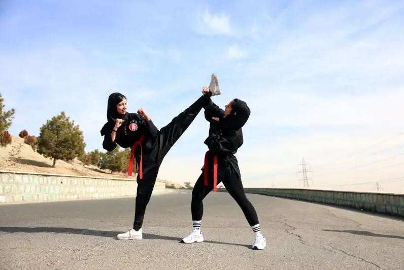 تصاویری از زنان بدلکار تهرانی که جهانی شد تصاویری از زنان بدلکار تهرانی که جهانی شد