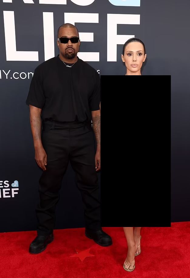 کانیه وست: من هیتلر را دوست دارم و همسرم را کنترل می‌کنم و به او گفتم لخت شود!