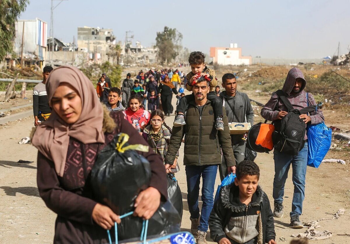 پیشنهاد عجیب ترامپ؛ مردم غزه کوچ میکنند؟! پیشنهاد عجیب ترامپ؛ مردم غزه کوچ میکنند؟!